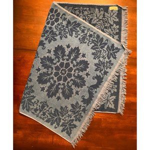 Groovy Vintage Blue Snowflake Bath Towel | Fashion Manor